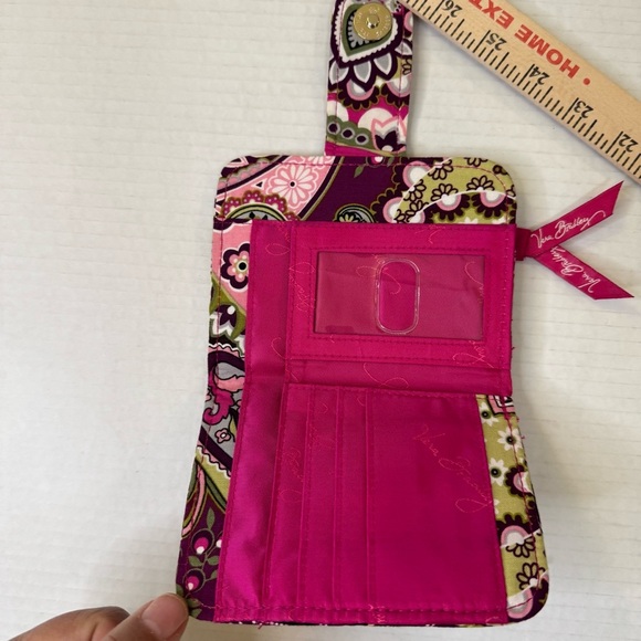 Vera Bradley Wallet Pink Paisley Purple, Flowers - Picture 3 of 10